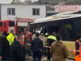 Alibeyköy’de tramvay ile İETT otobüsü çarpıştı